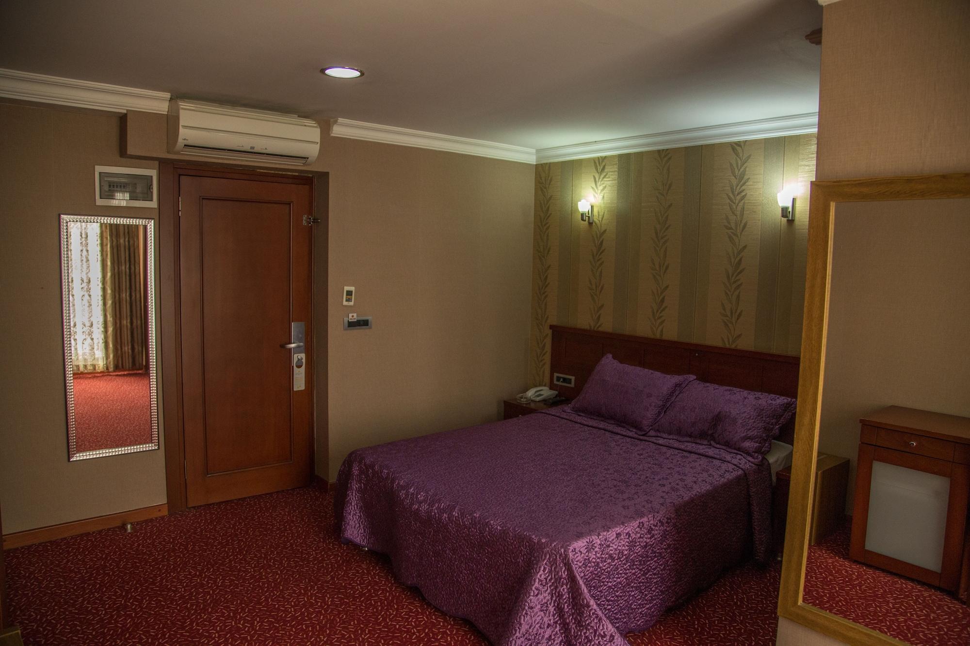 Grand Merin Airport Hotel อิสตันบูล ภายนอก รูปภาพ