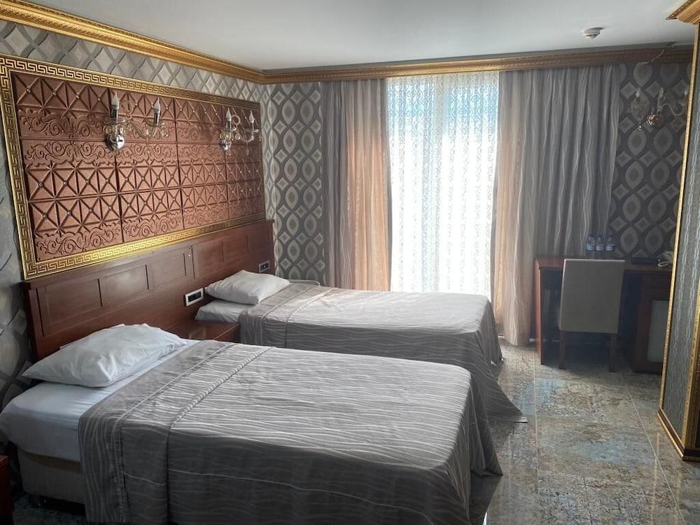 Grand Merin Airport Hotel อิสตันบูล ภายนอก รูปภาพ