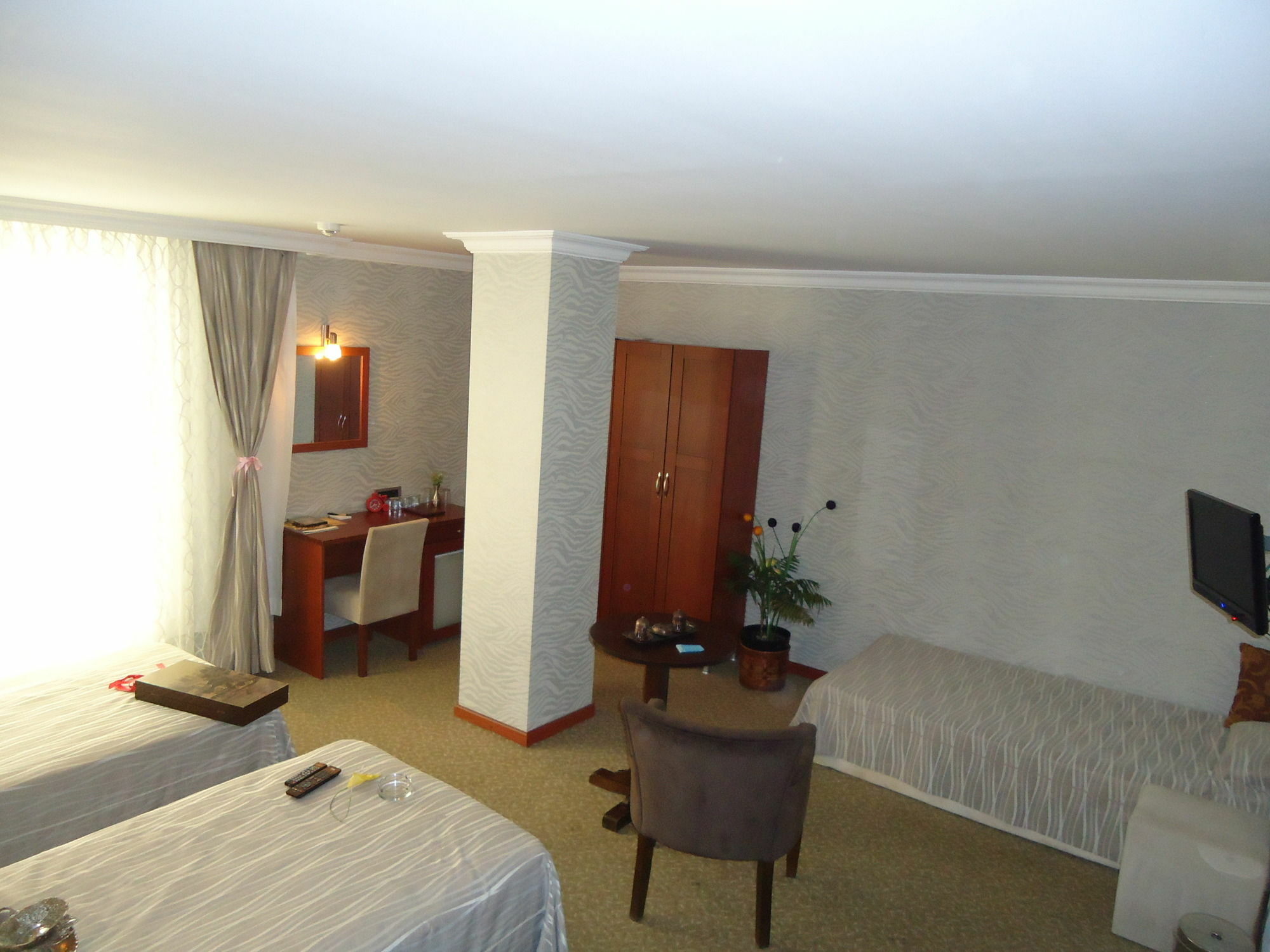 Grand Merin Airport Hotel อิสตันบูล ภายนอก รูปภาพ